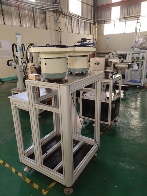 全自動(dòng)螺栓螺母組裝設(shè)備與紙板復(fù)合生產(chǎn)線(xiàn) 神龍自動(dòng)化解決方案